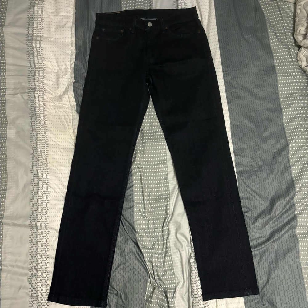 Levi’s navy blue jeans